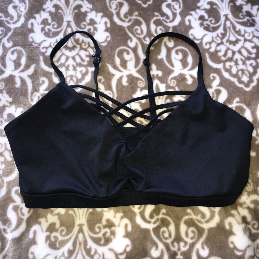 The Balance Collection Women’s Strappy Sports Bra